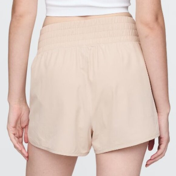 GapFit Beige High-Rise Running Shorts – SZ M – NWT - Picture 3 of 11